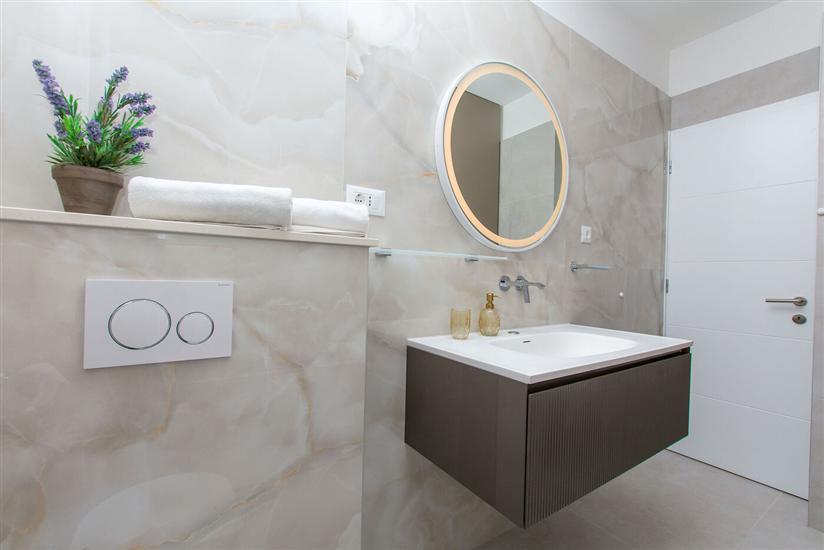 Apartment A1, for 7 persons