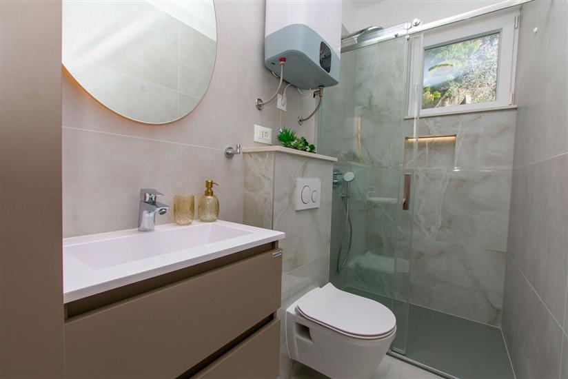 Apartment A1, for 7 persons