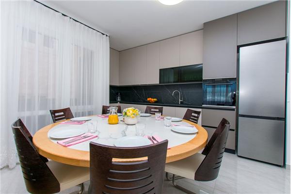 Apartment A1, for 7 persons