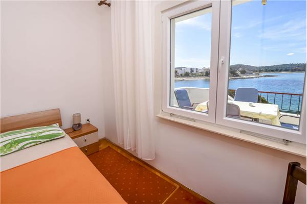 Apartment A2, for 4 persons