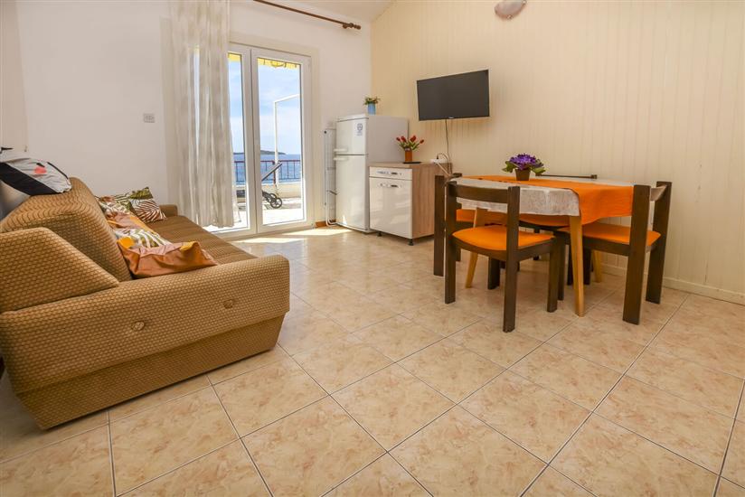 Apartment A2, for 4 persons