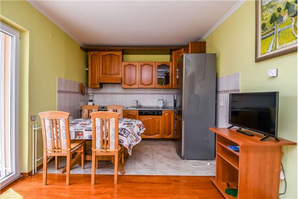 Apartment A1, for 5 persons
