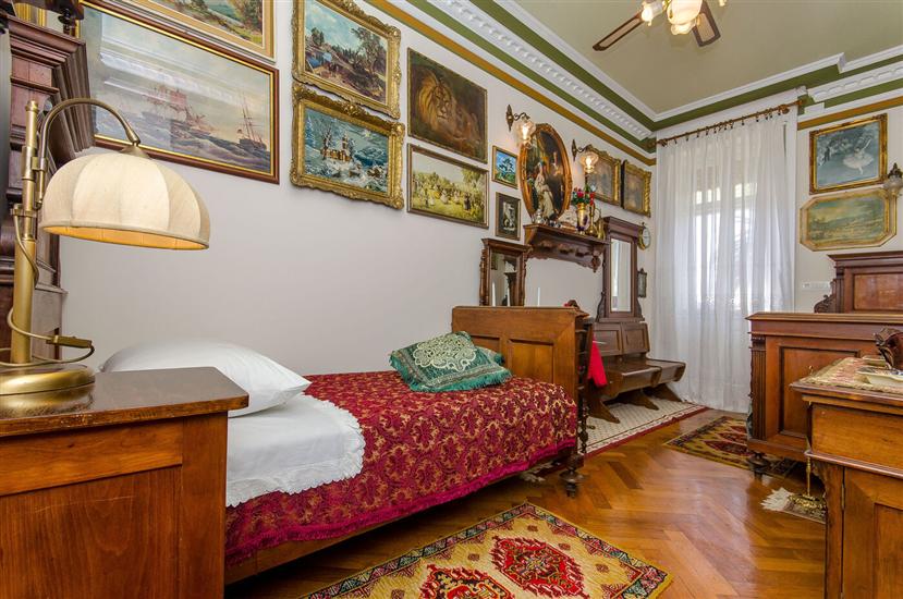 Apartment A1, for 8 persons