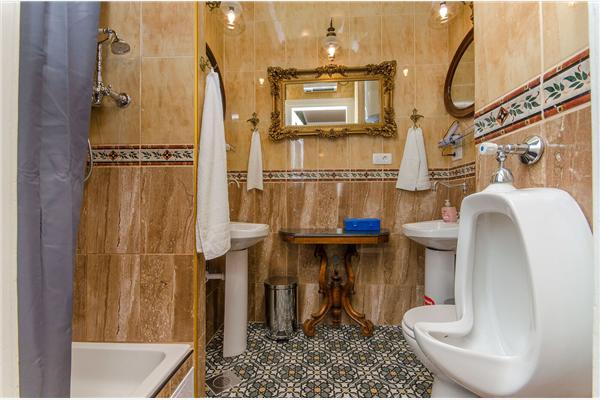 Apartment A1, for 8 persons