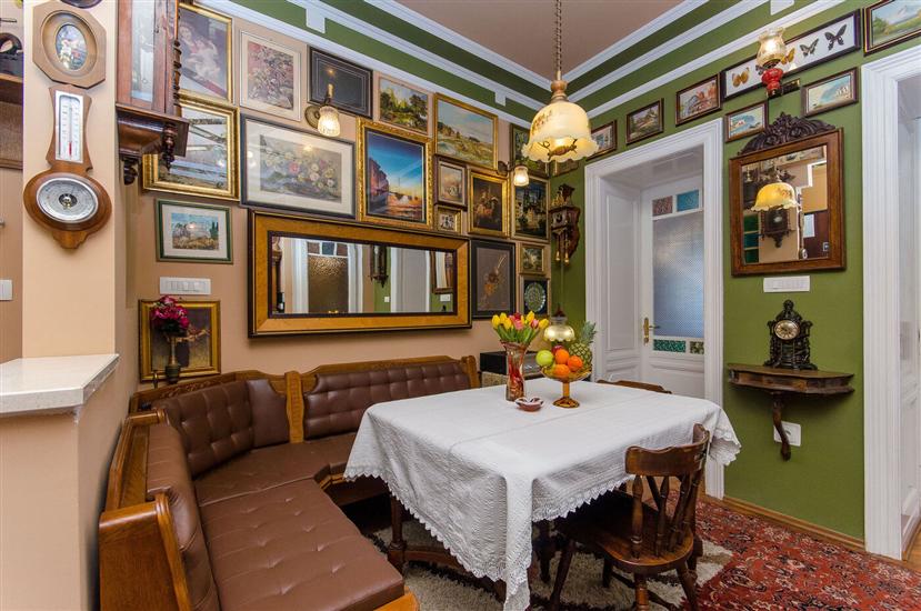 Apartment A1, for 8 persons