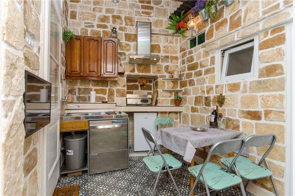 Apartment A1, for 8 persons