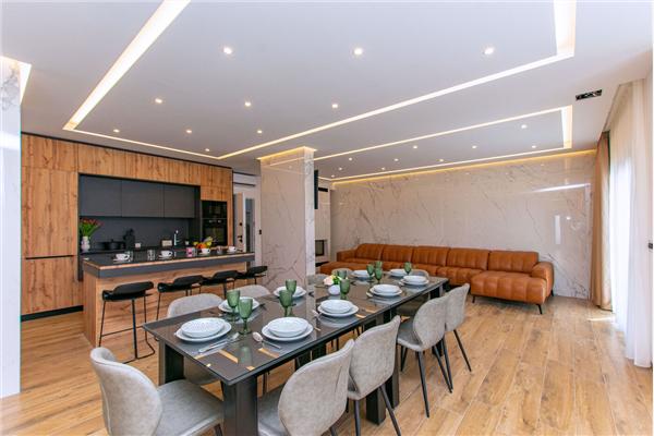 House K1, for 20 persons