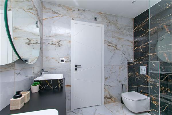 House K1, for 20 persons