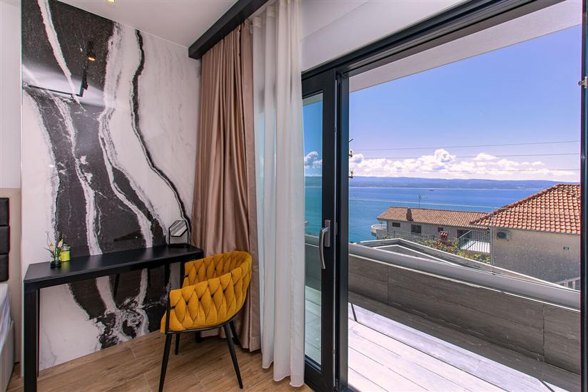 House K1, for 20 persons