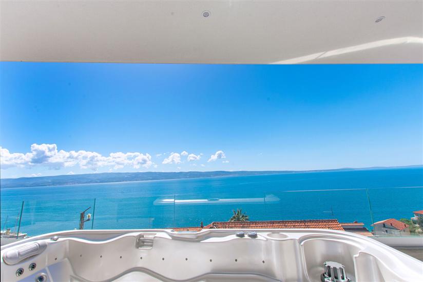 House K1, for 20 persons