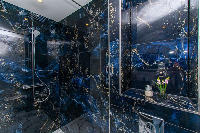 House K1, for 20 persons