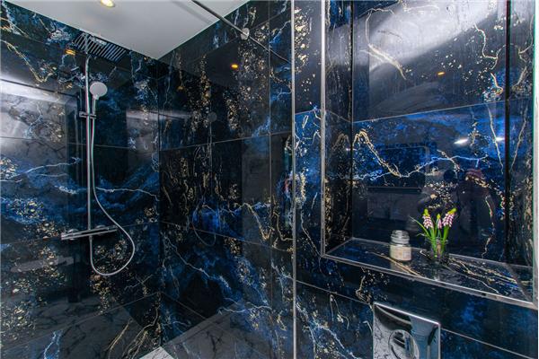 House K1, for 20 persons