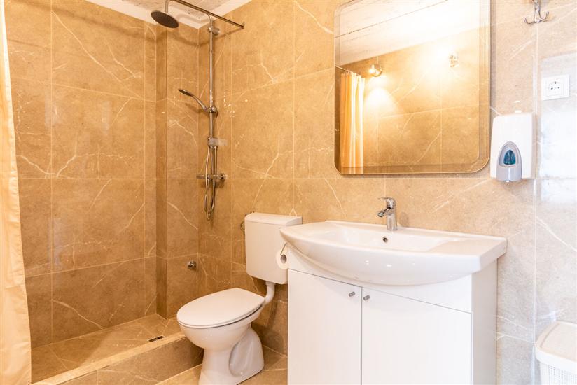 House K1, for 5 persons