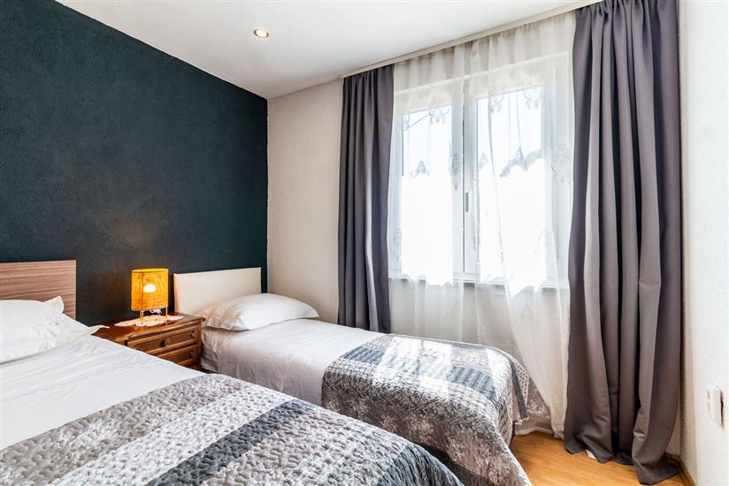 House K1, for 5 persons