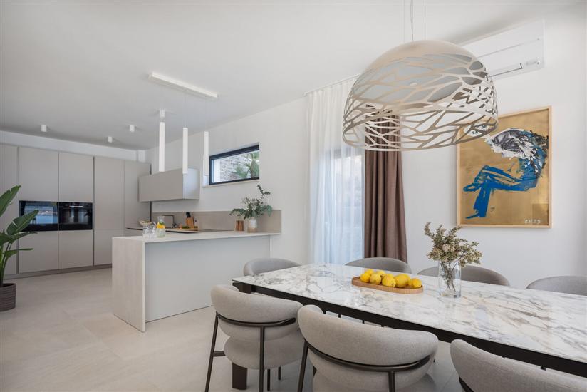 House K1, for 10 persons