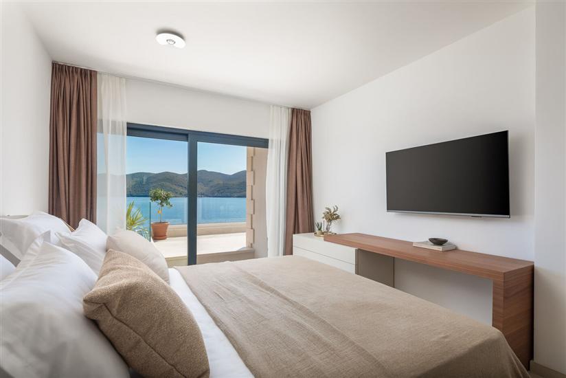 House K1, for 10 persons