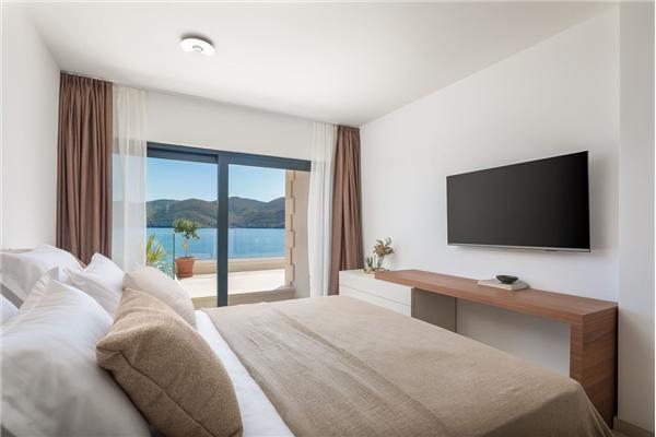 House K1, for 10 persons