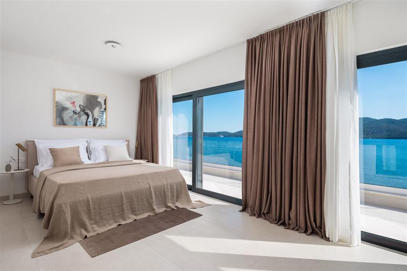 House K1, for 10 persons