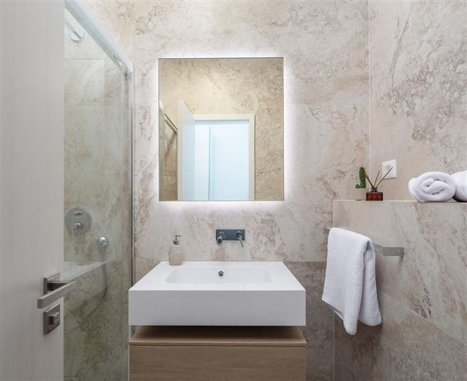 House K1, for 10 persons