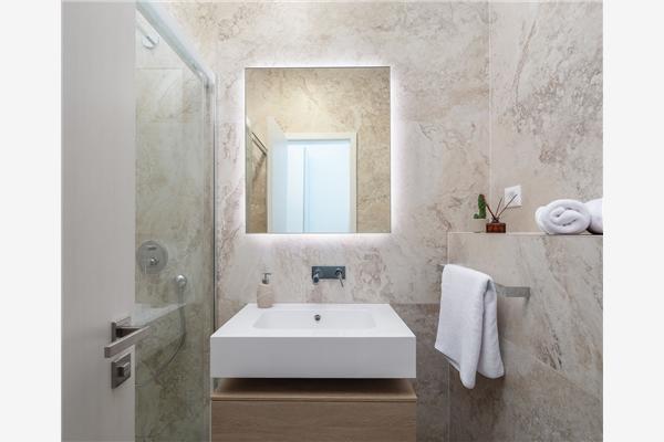 House K1, for 10 persons