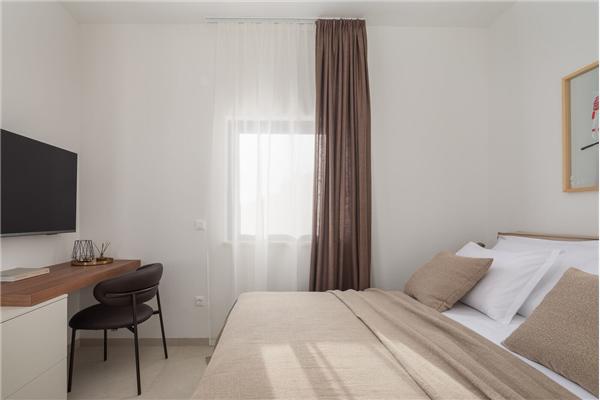 House K1, for 10 persons