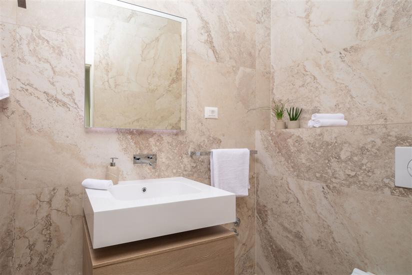 House K1, for 10 persons