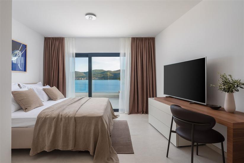 House K1, for 10 persons