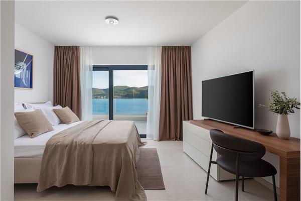 House K1, for 10 persons