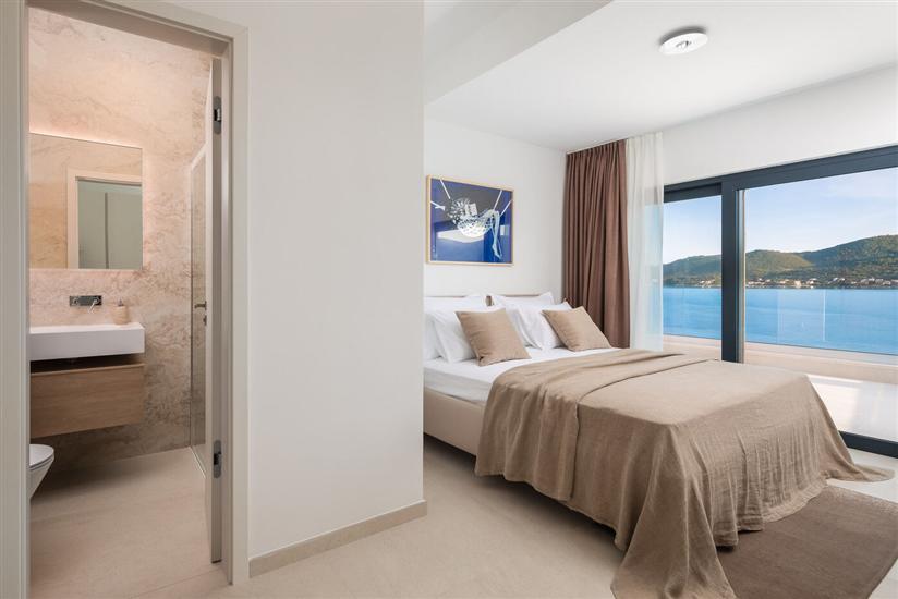 House K1, for 10 persons