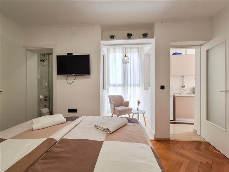 Apartment A1, for 2 persons