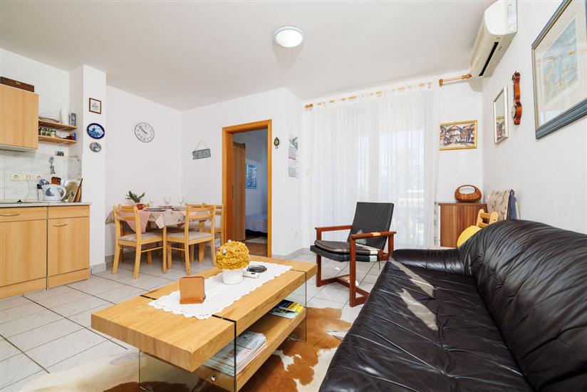 Apartment A1, for 4 persons