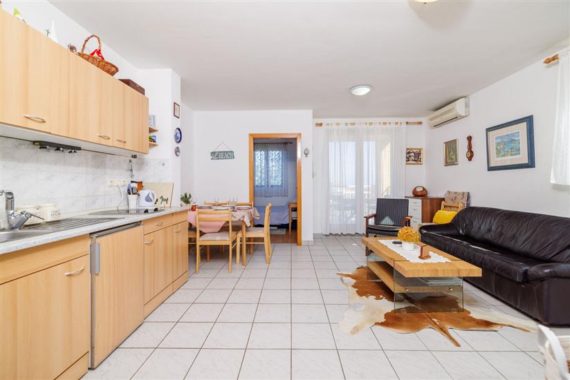 Apartment A1, for 4 persons