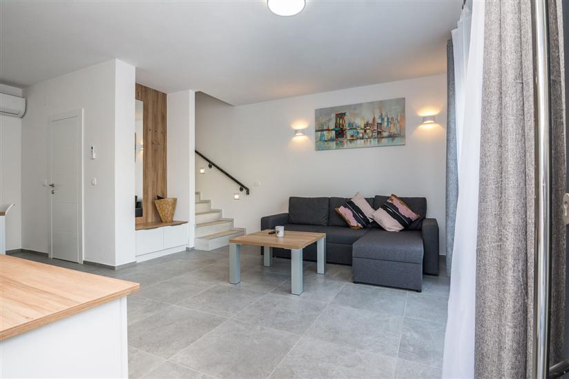 Apartment A1, for 6 persons