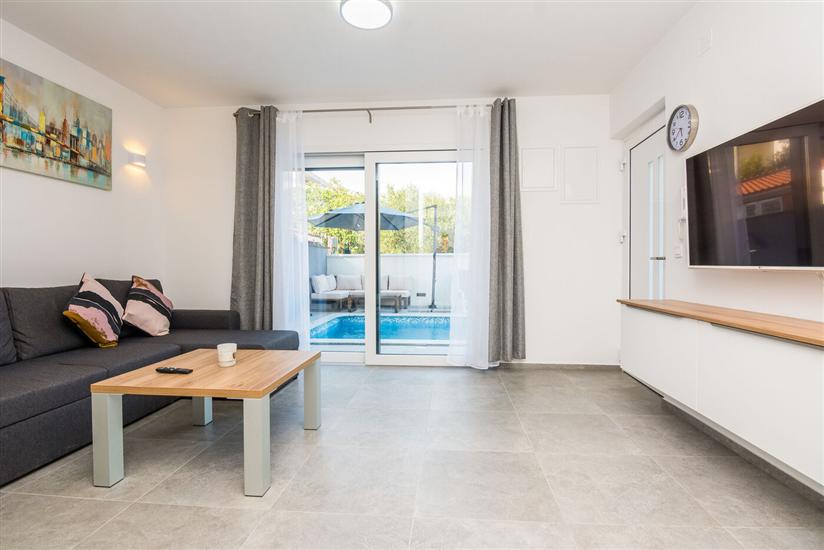 Apartment A1, for 6 persons