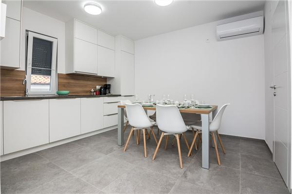 Apartment A1, for 6 persons