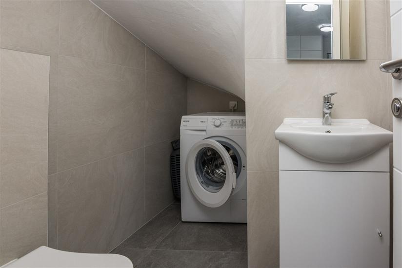 Apartment A1, for 6 persons