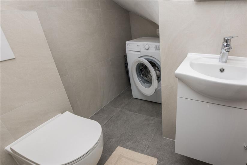 Apartment A1, for 6 persons