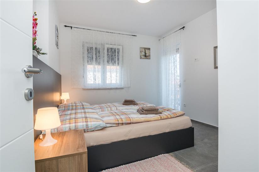 Apartment A1, for 6 persons