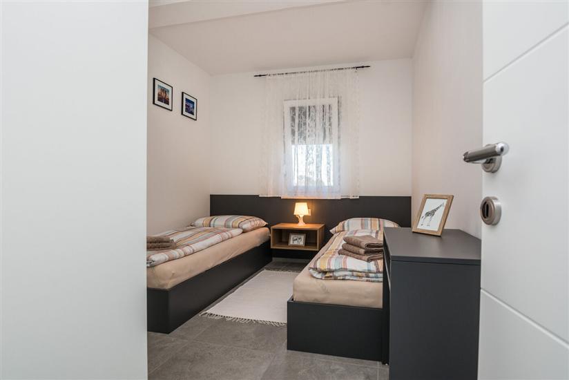 Apartment A1, for 6 persons