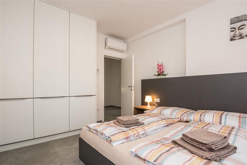 Apartment A1, for 6 persons