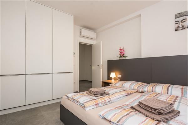 Apartment A1, for 6 persons
