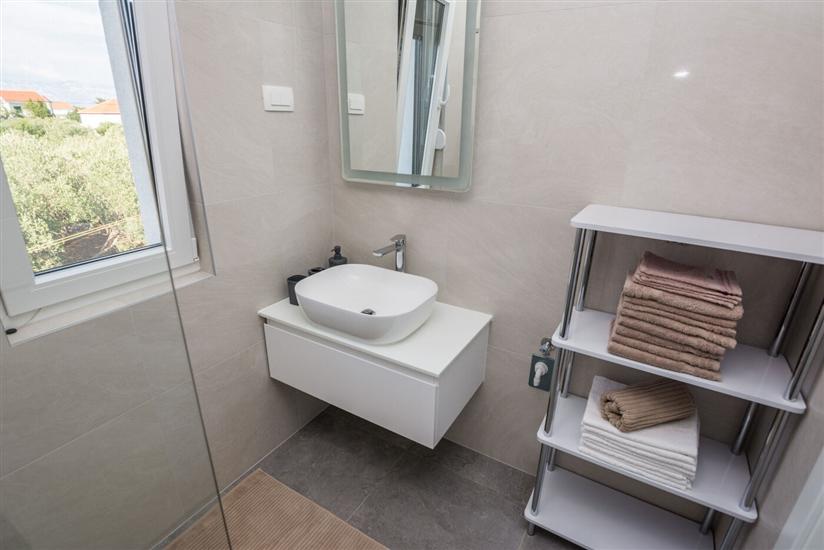 Apartment A1, for 6 persons