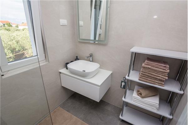 Apartment A1, for 6 persons