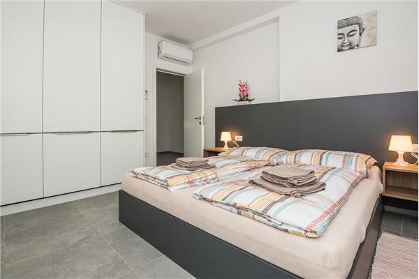 Apartment A1, for 6 persons