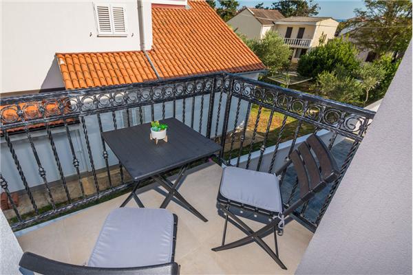 Apartment A1, for 6 persons