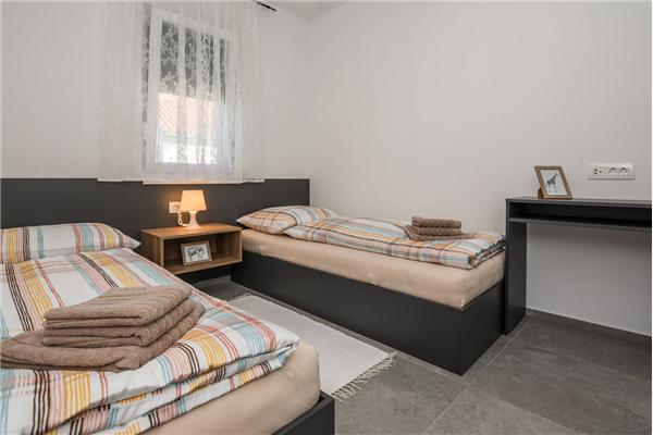 Apartment A1, for 6 persons