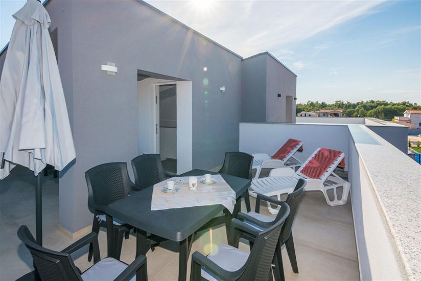 Apartment A1, for 6 persons