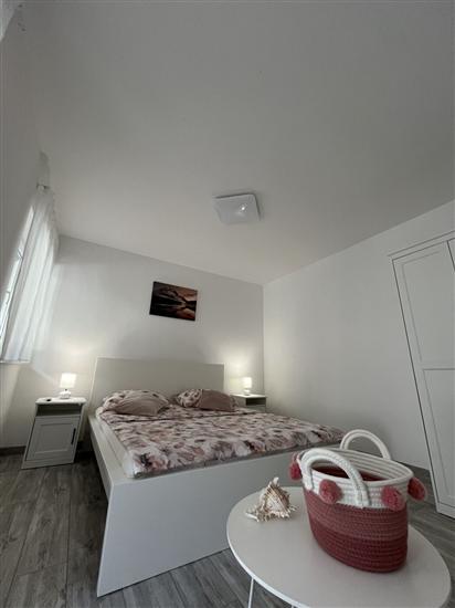 House K1, for 11 persons