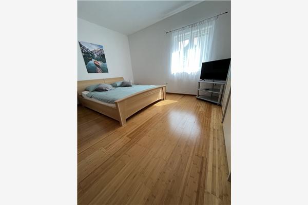 House K1, for 11 persons