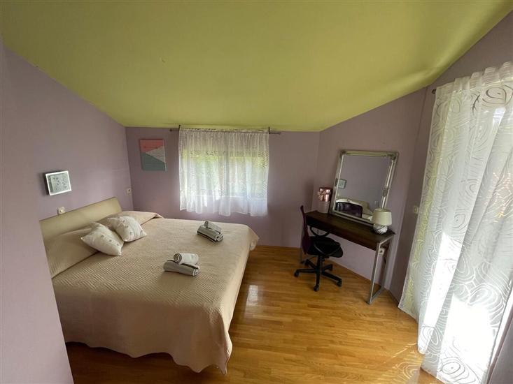 Apartment A1, for 6 persons